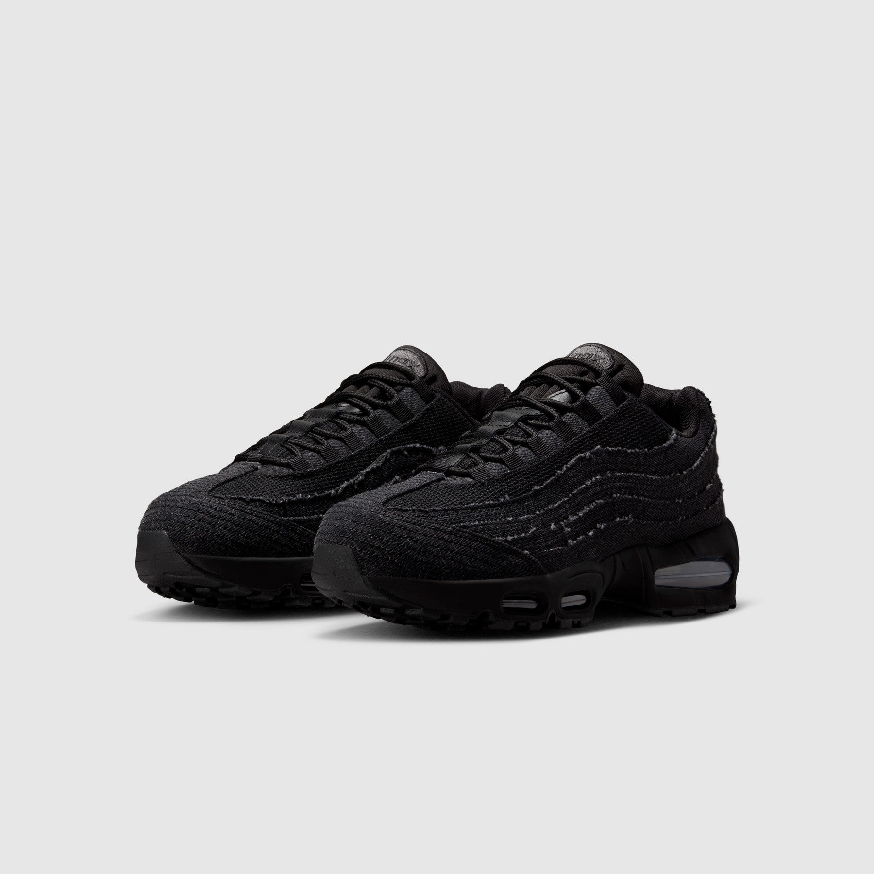 air max 95s triple black