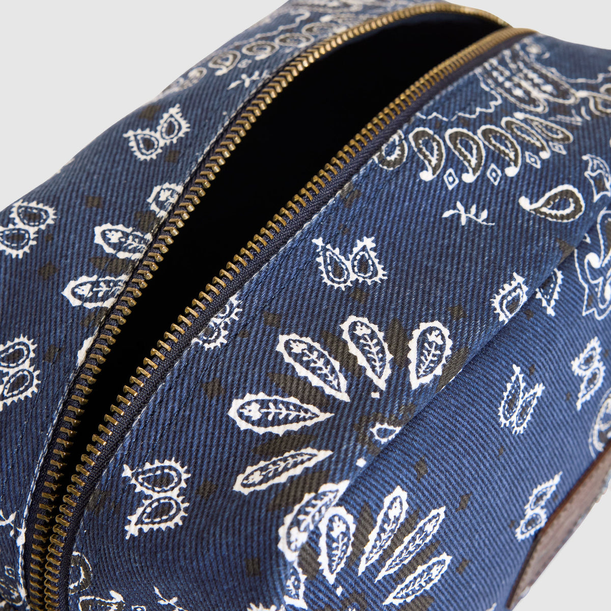 Levi's® Men's Dopp Kit