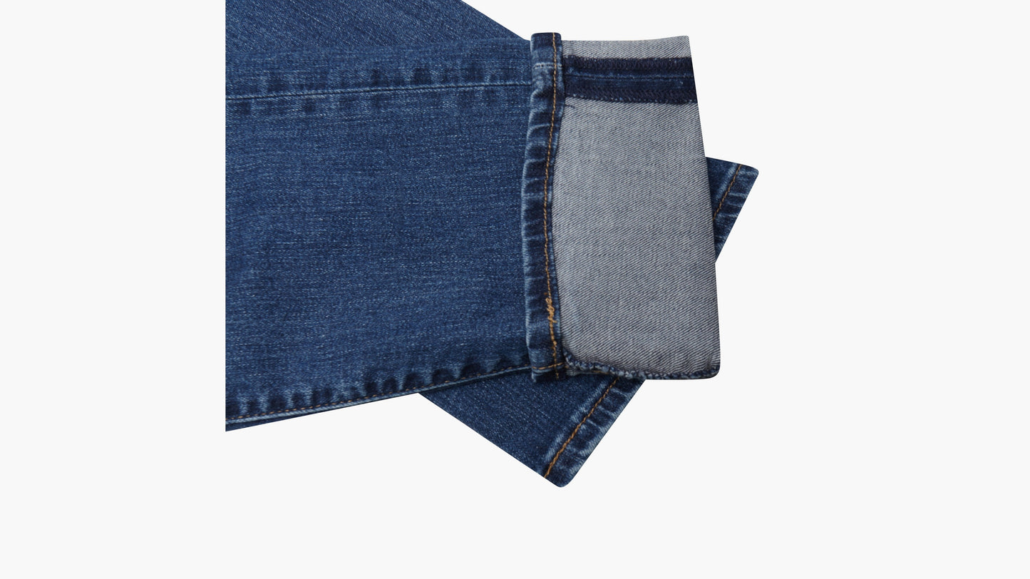 Levi’s Women’s 312 Shaping Slim Jeans, Detailed Shot on Hem