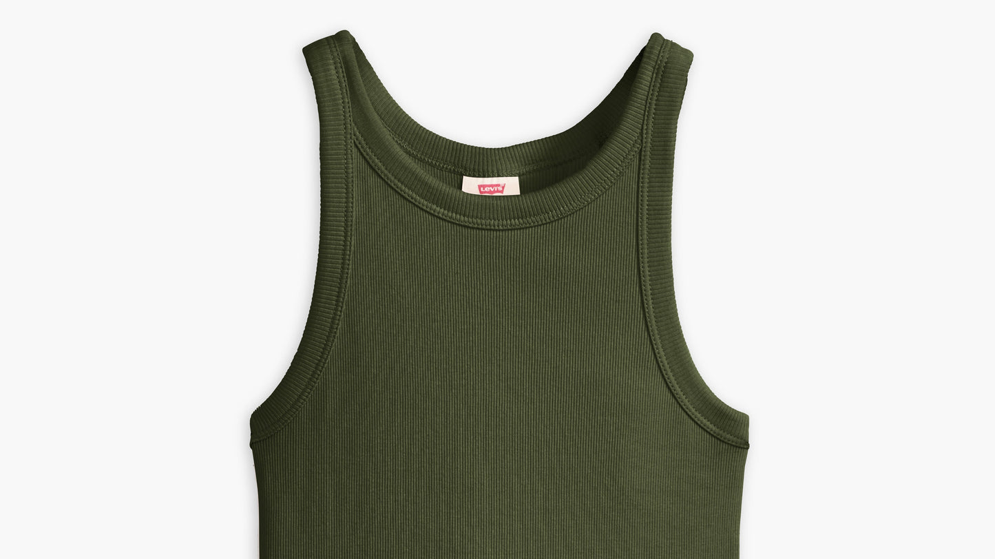 Zoomed-in look at collar and ribbing on Levi's racerback tank