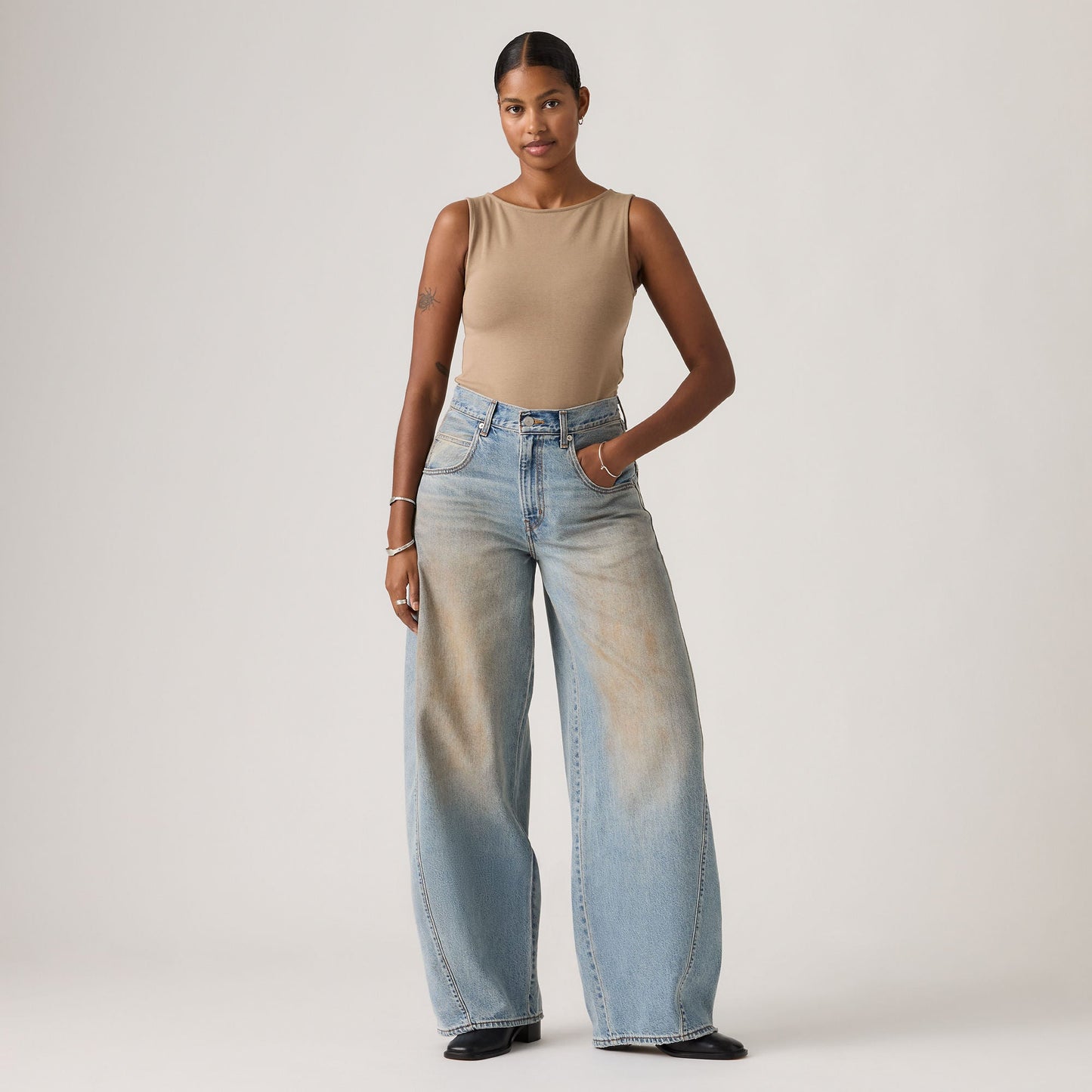 Levi's® Women's Super Baggy Barrel Jeans