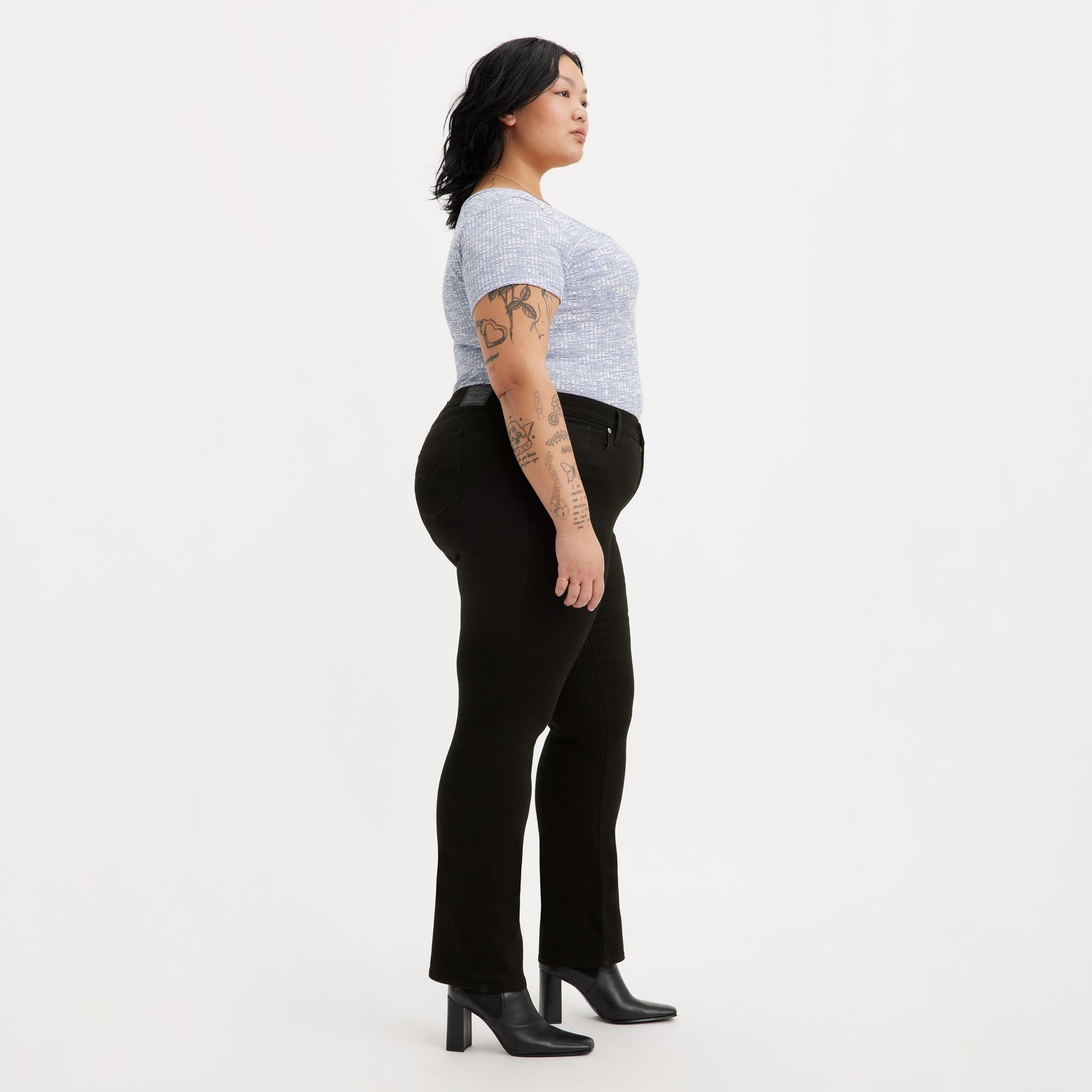 Main 3 - Levi’s® Women's 314 Shaping Straight Jeans - 196410058