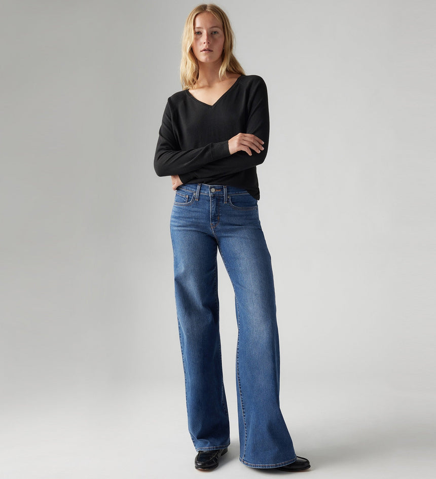 Wide leg levis jeans top