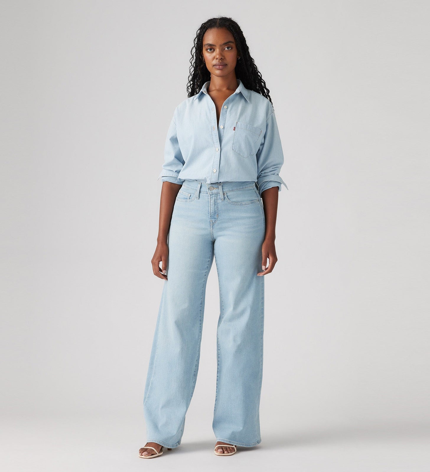 Main 4 - Levi's® Women's 318 Shaping Wide Leg Jeans - 001PZ0004