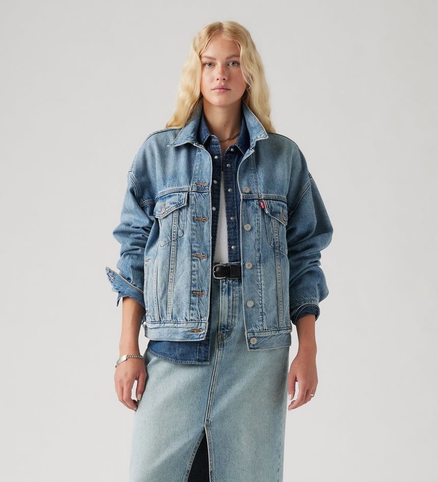 Women's '90s Trucker in Med Indigo - Worn In Jacket