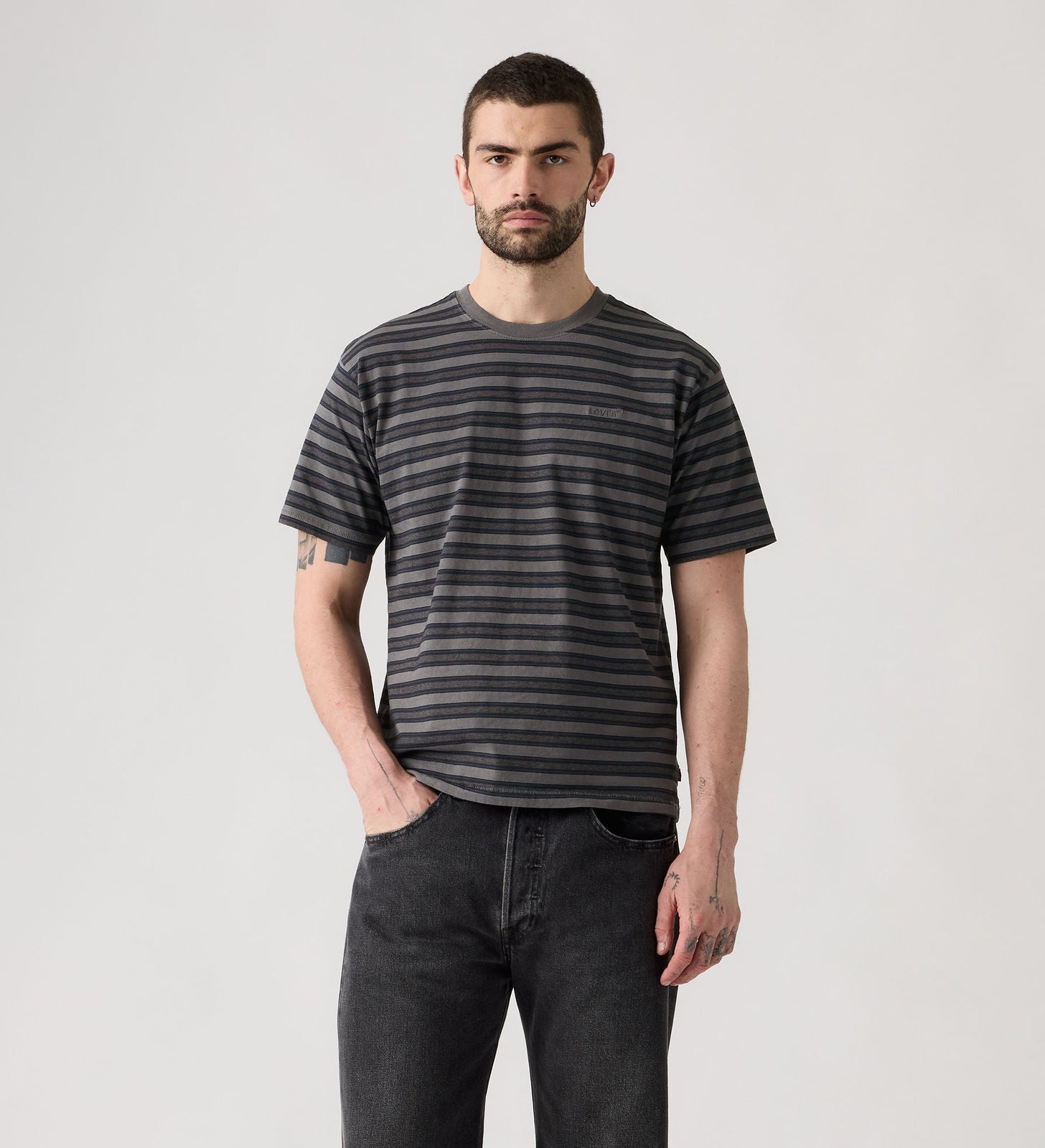 Main 1 - Levi's® Men's Red Tab Vintage T-Shirt - A06370191