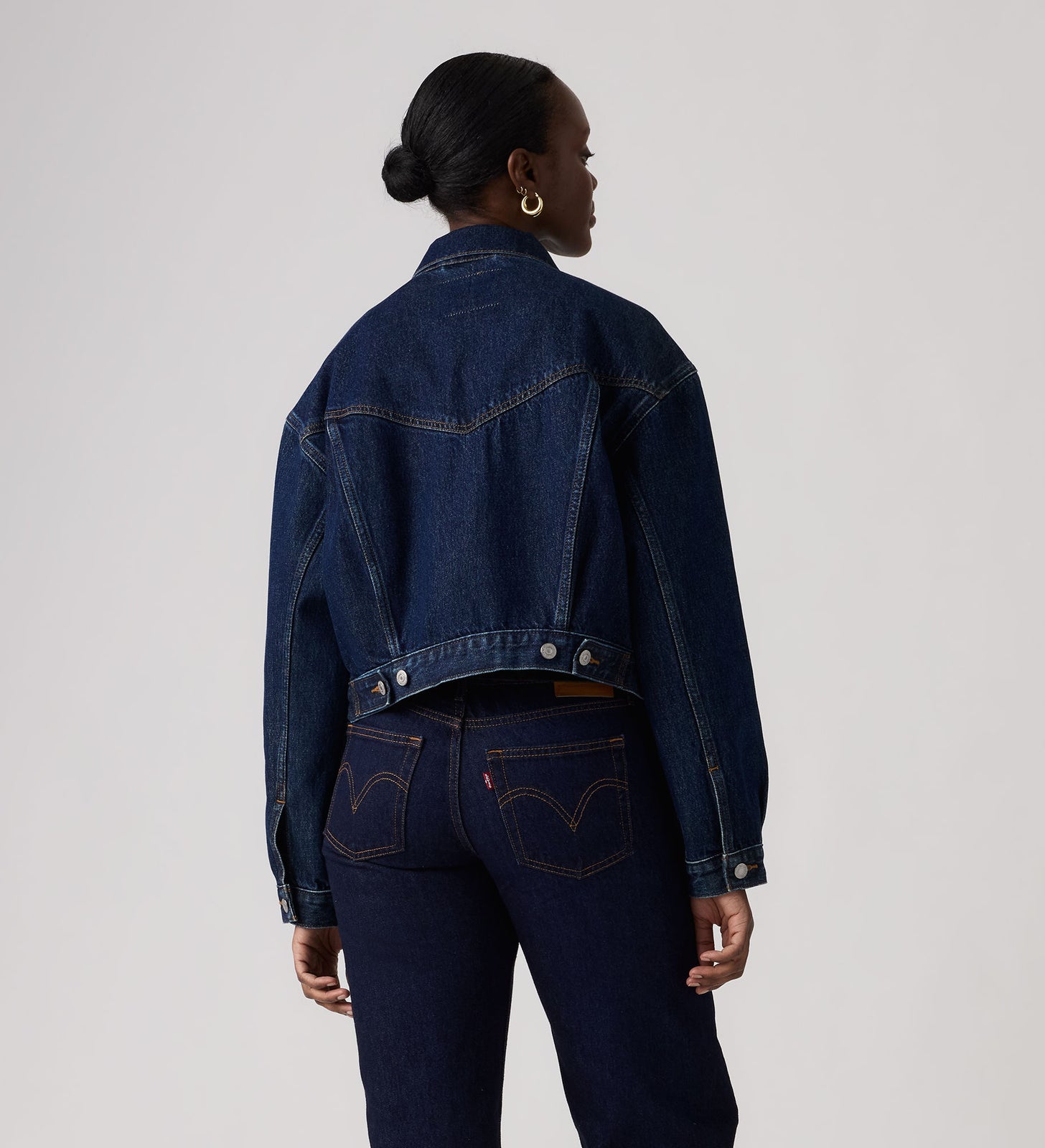 Main 6 - Levi's® Women's Shrunken '90s Trucker Jacket - A91550000