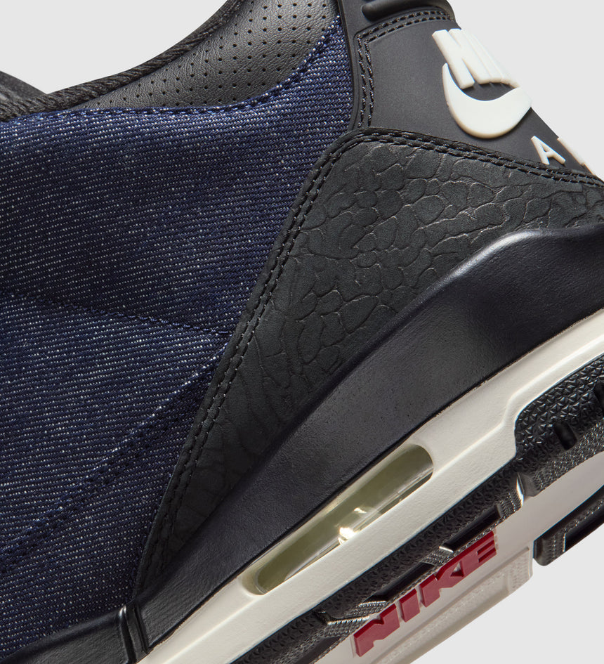 Main 5 - Air Jordan 3 x Levi’s®
Raw Indigo Denim Sneakers - 008M70000