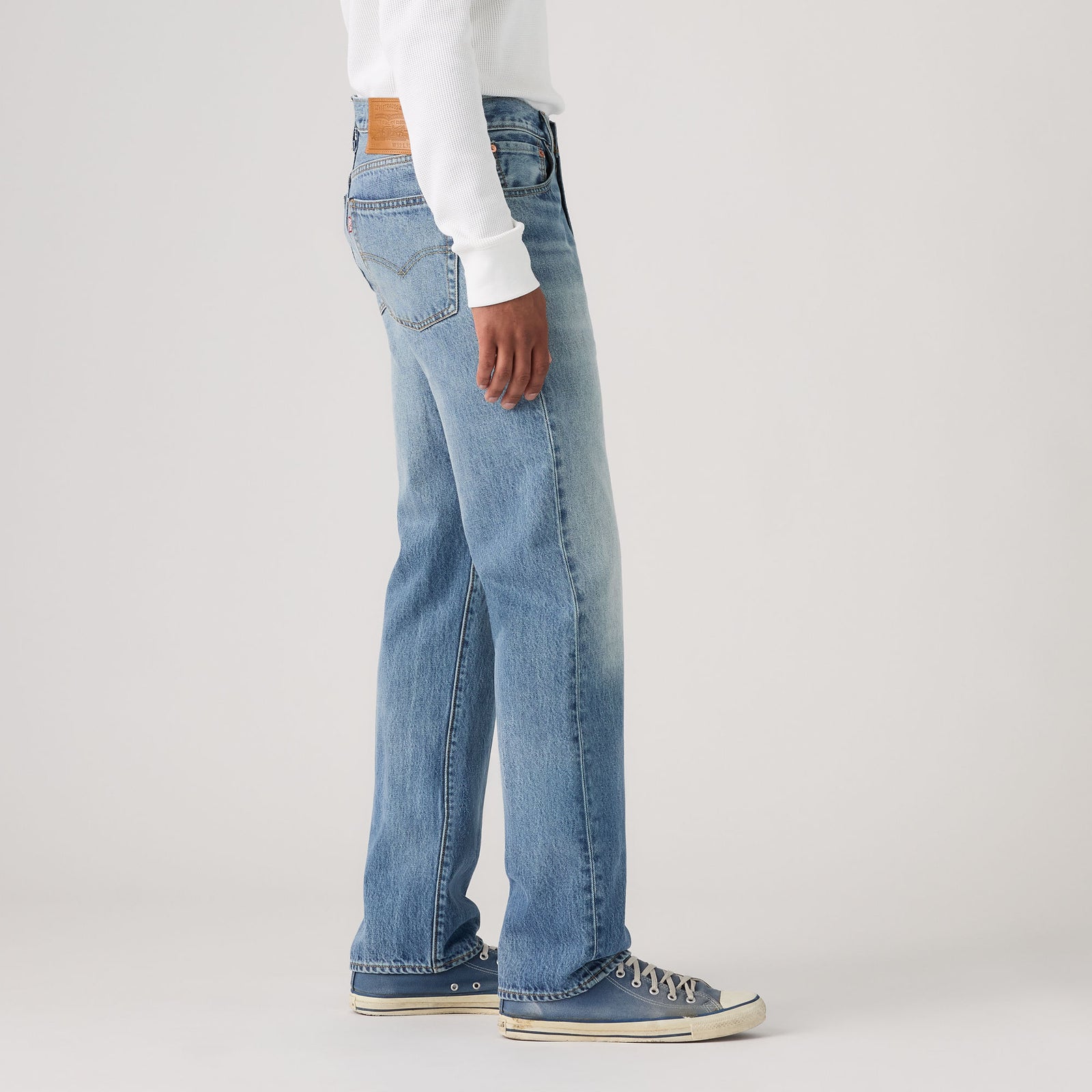 Main 6 - Levi's® Men's 555™ Relaxed Straight Jeans - 000LO0004