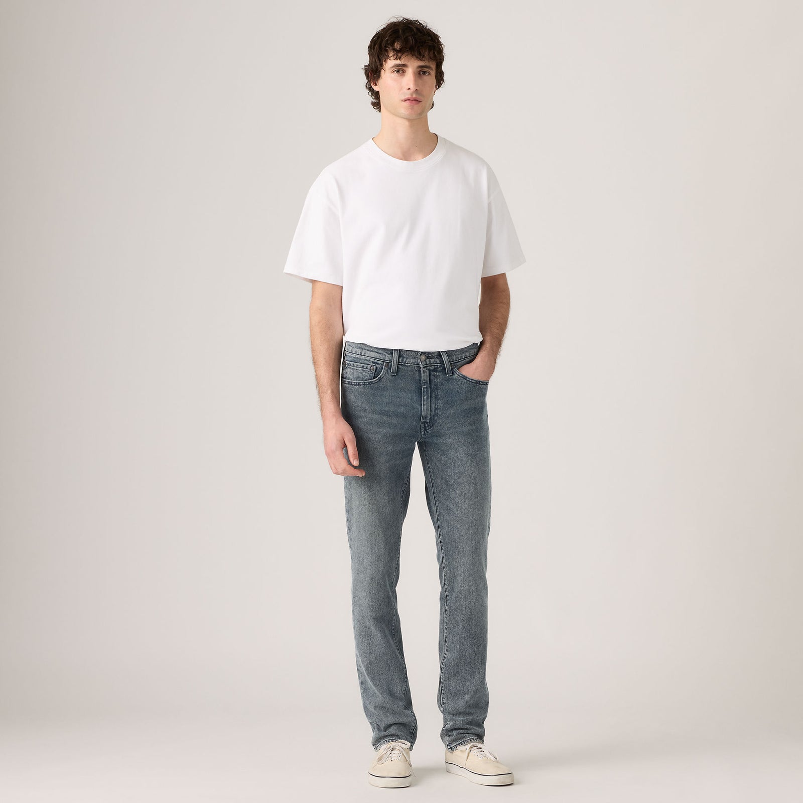Main 2 - Levi's® Men's 511 Slim Jeans - 045116515