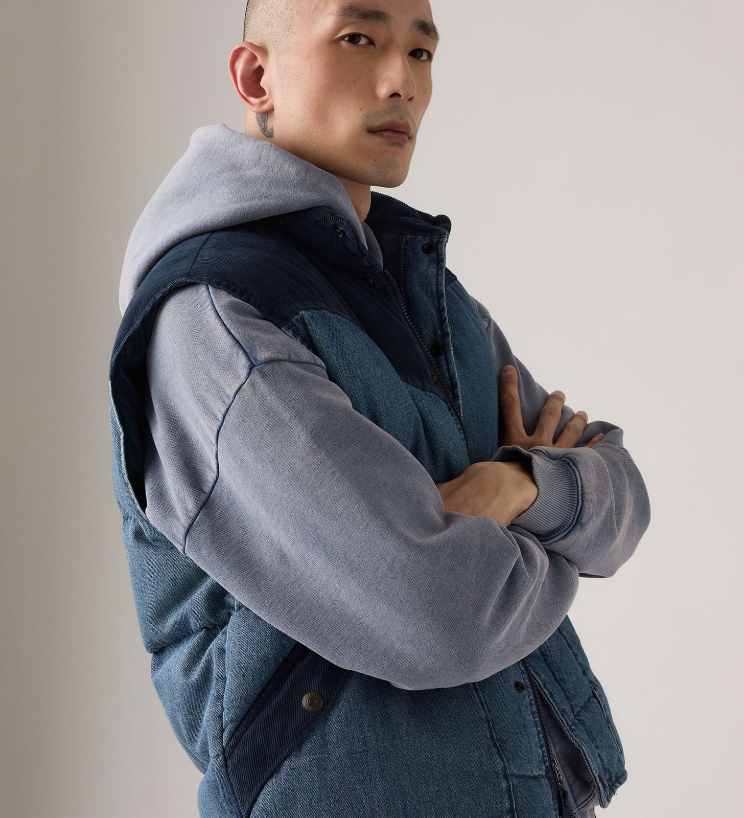 Main 4 - Levi's® Men Wild West Vest - 003GQ0000