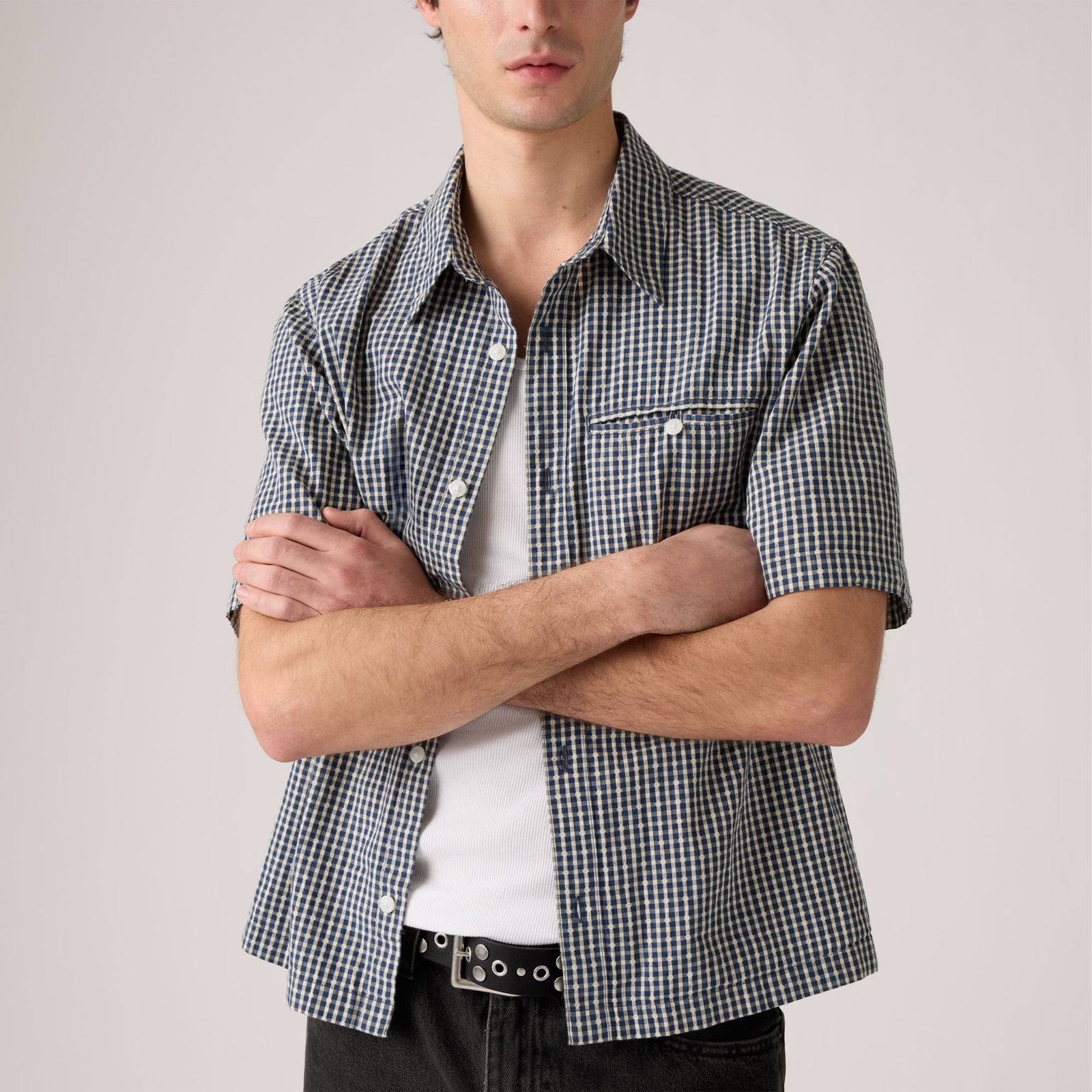 Main 4 - Levi's® Men's Short-Sleeve Zandt Cropped Shirt - 003NV0002