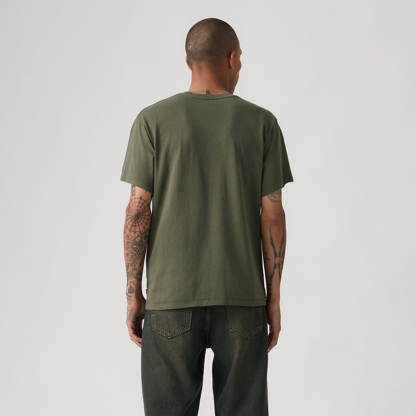 Levi's® Men's Essential Pocket Tee
