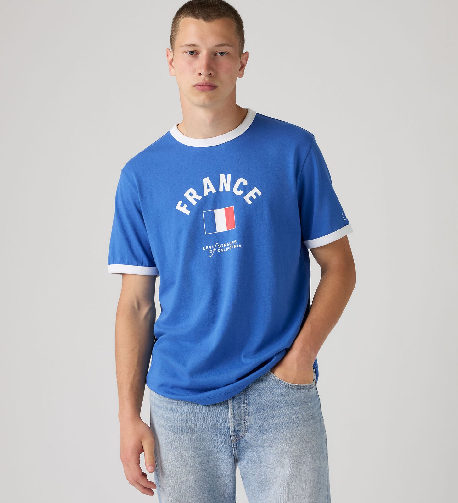 Main 2 - Levi's® France Men's Ringer Tee - 006GW0002