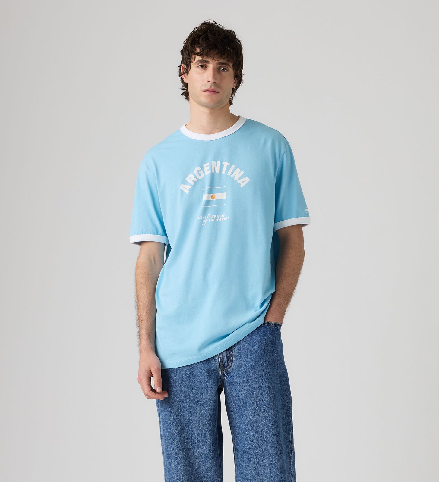 Main 2 - Levi's® Argentina Men's Ringer Tee - 006GW0007