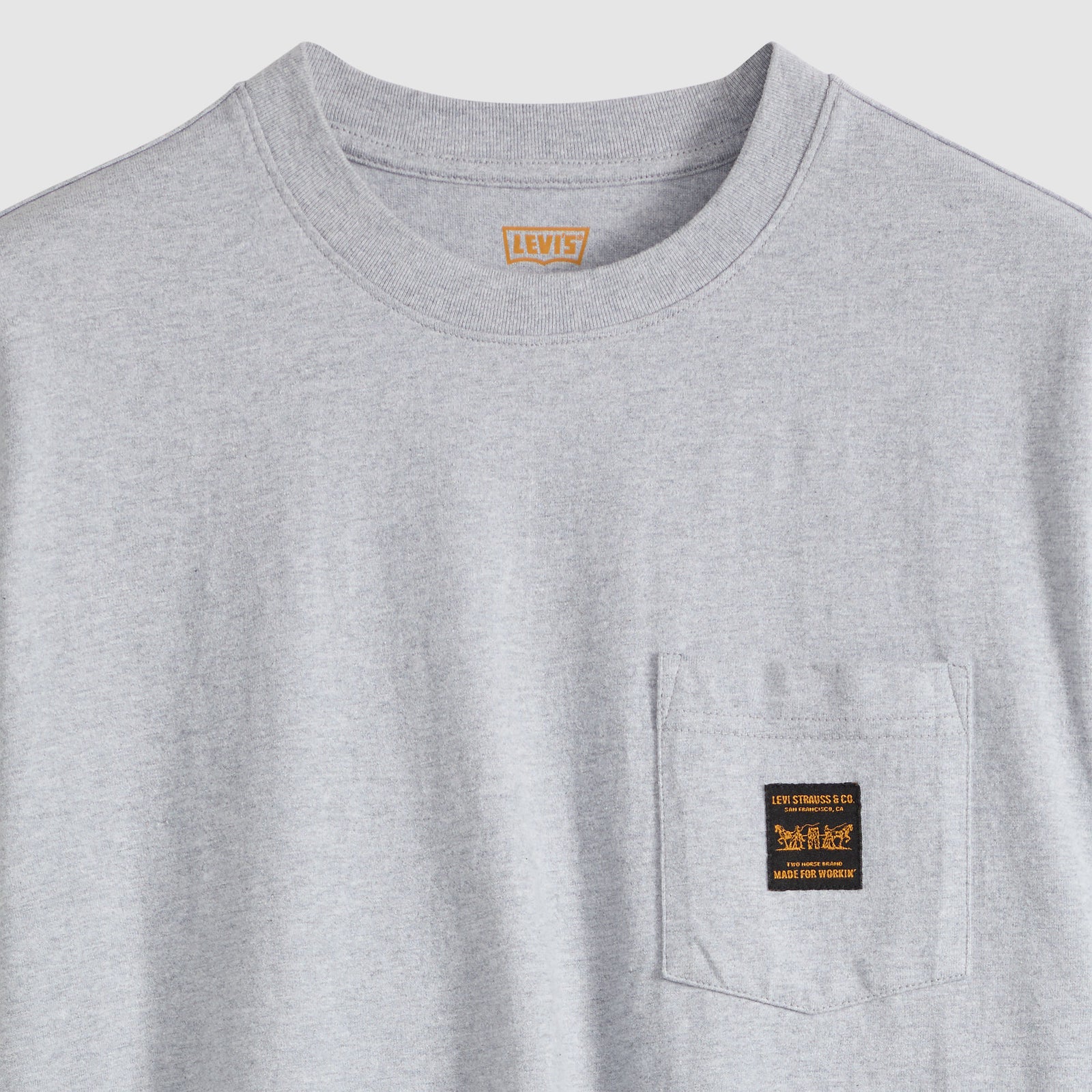 Main 6 - Levi's® Men's Short-Sleeve Workwear Pocket T-Shirt - 008AB0010