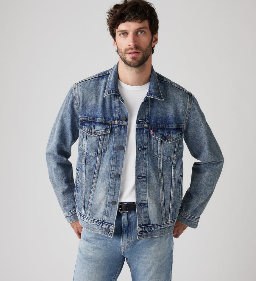 Men's Trucker Jacket – Grab the Timeless Fit in Denim