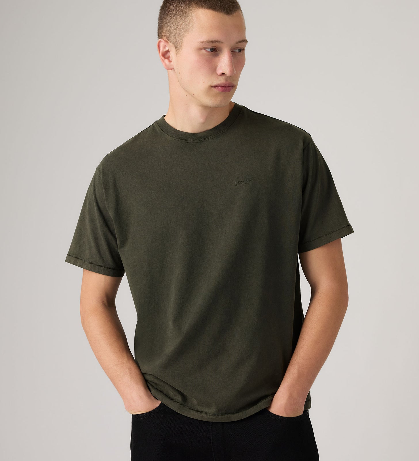 Main 2 - Levi's® Men's Red Tab Vintage T-Shirt - A06370210