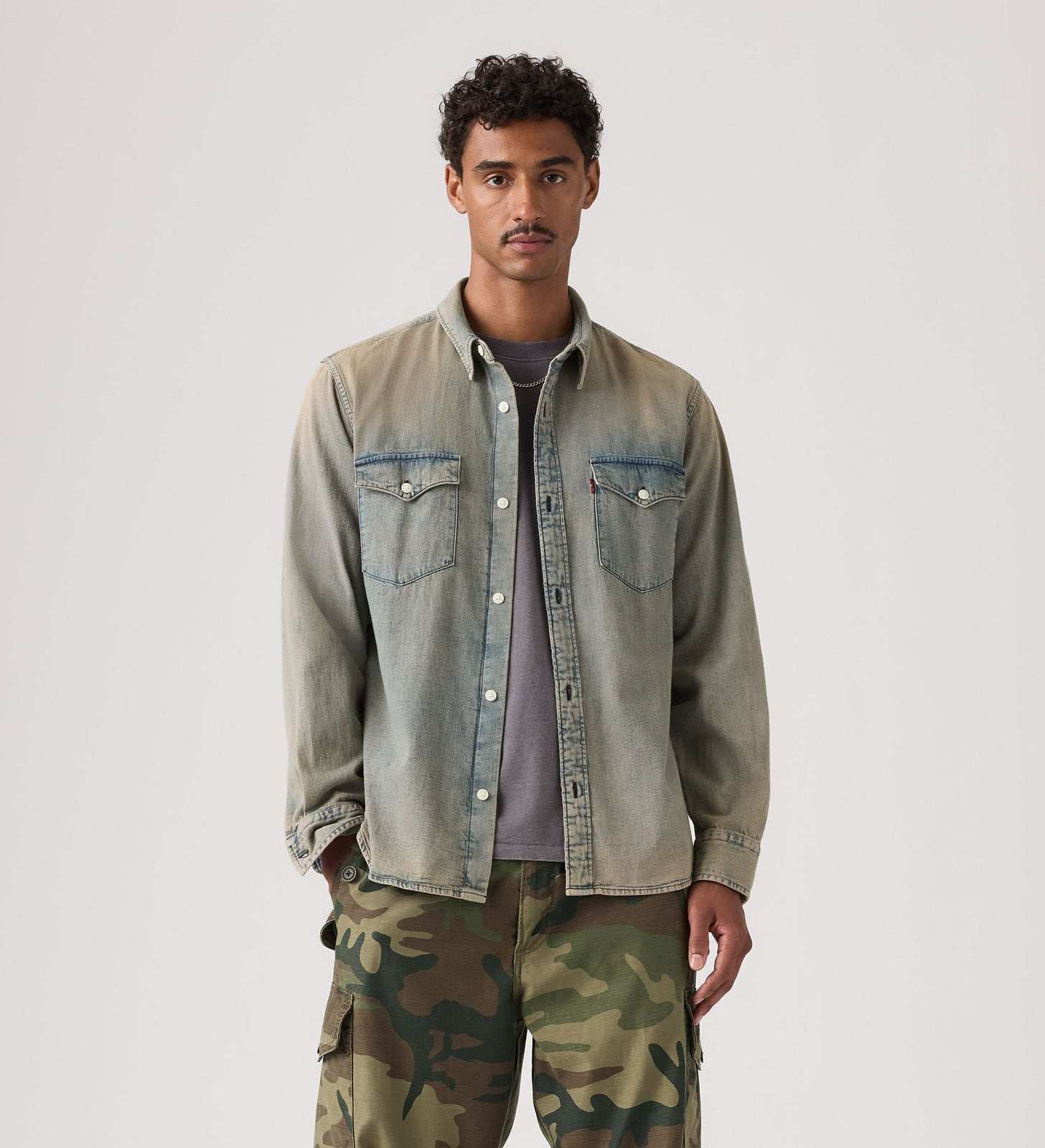 Main 1 - Levi's® Men's Relaxed Fit Western Shirt - A19190073