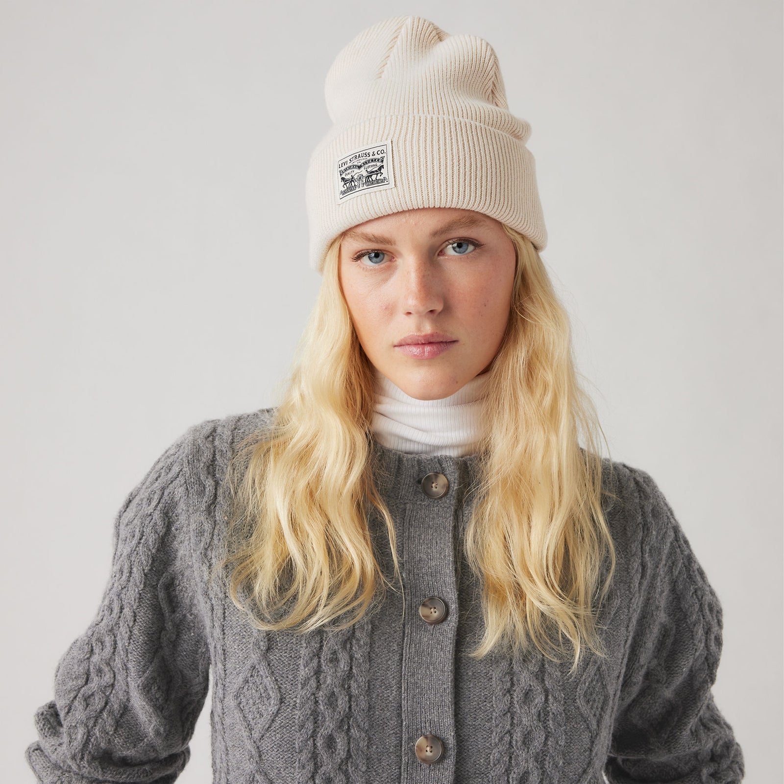 Main 1 - Levi's® Women's Backpatch Beanie - 000J70001
