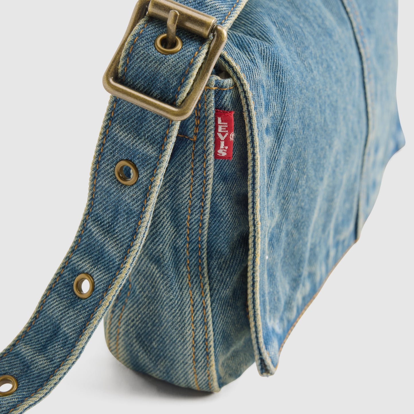 Levi's® Women's Brannan Shoulder Bag