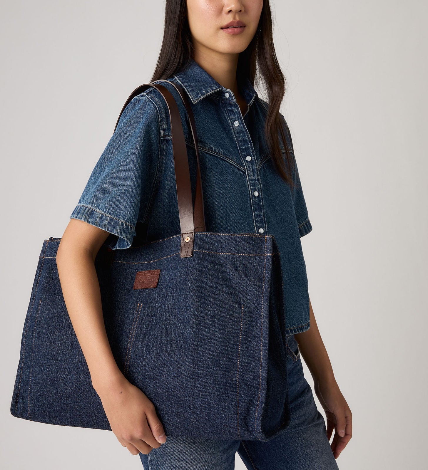 Main 1 - Levi's® Women's Heritage All-Day Tote Bag - 005D70003