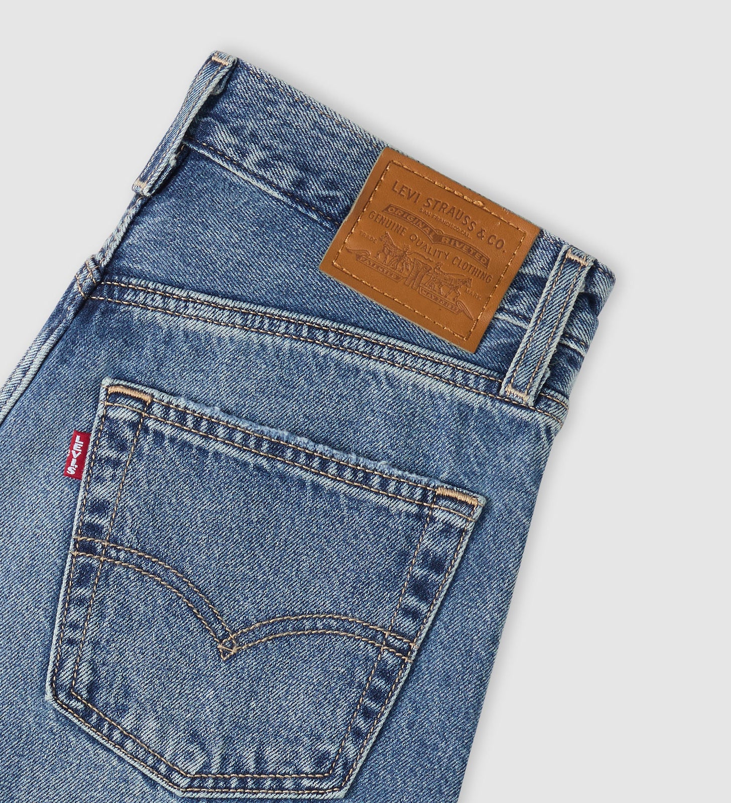 Main 8 - Levi's® Women's Easy Dad Jeans - 005DC0009