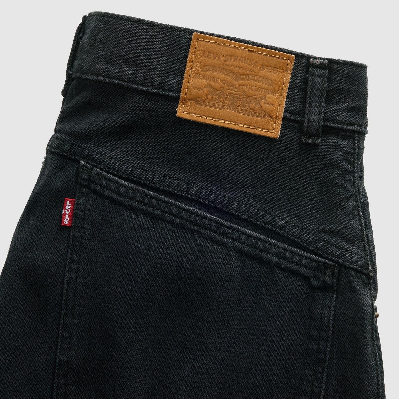 Main 7 - Levi's® Women's Super Baggy Jorts - 005DT0004