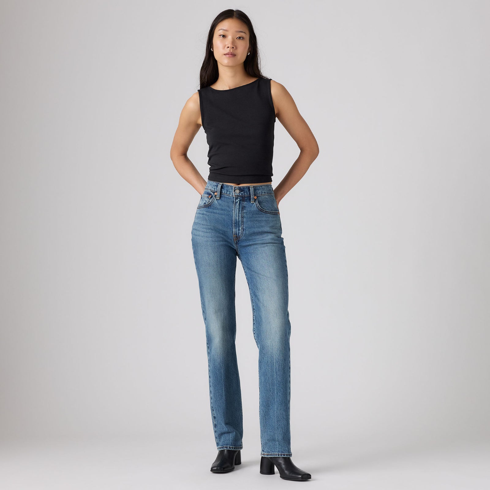 Main 1 - Levi's® Women's Ribcage Slim Jeans - 0081W0006