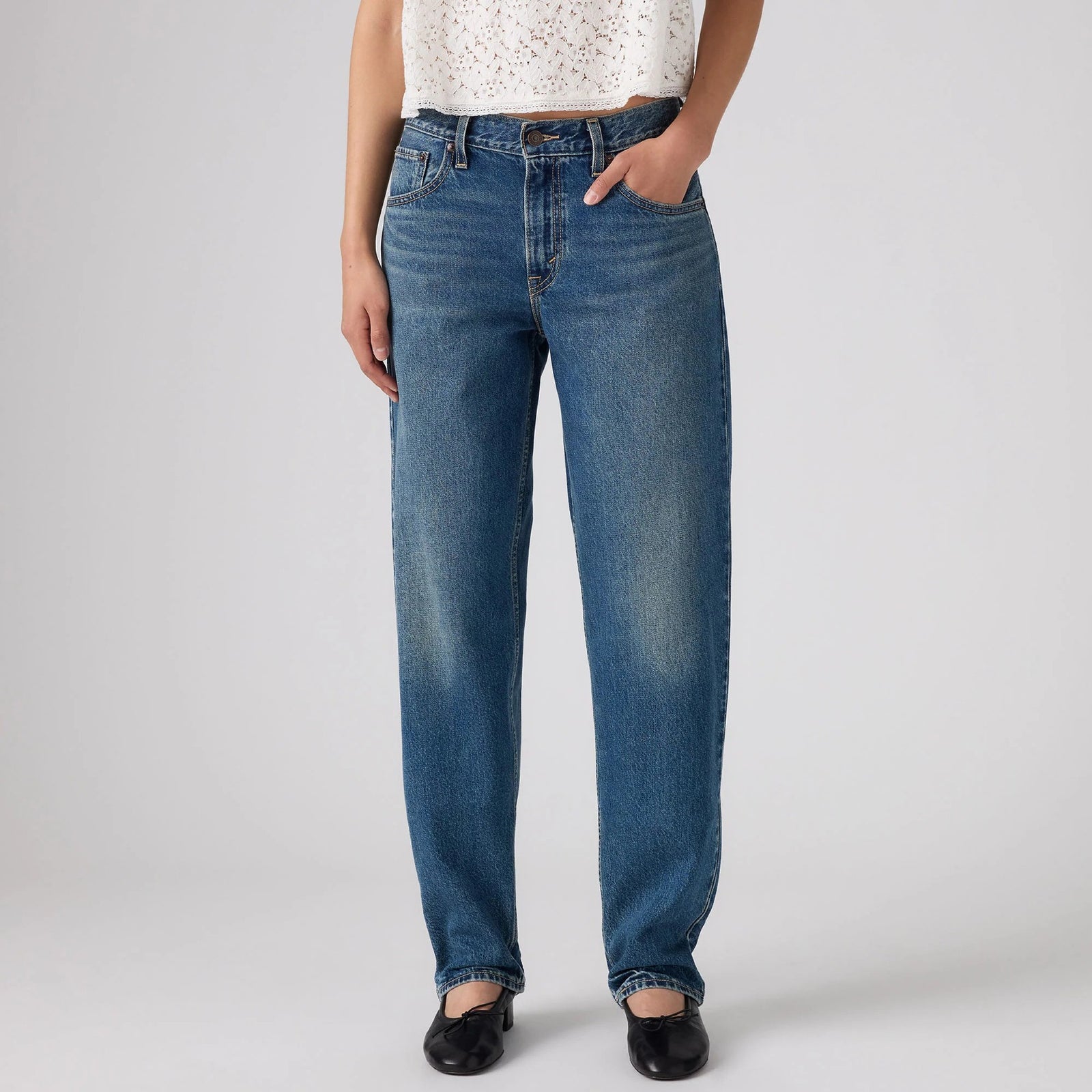 Main 7 - Levi's® Women's Loose Taper Jeans - 0083N0008