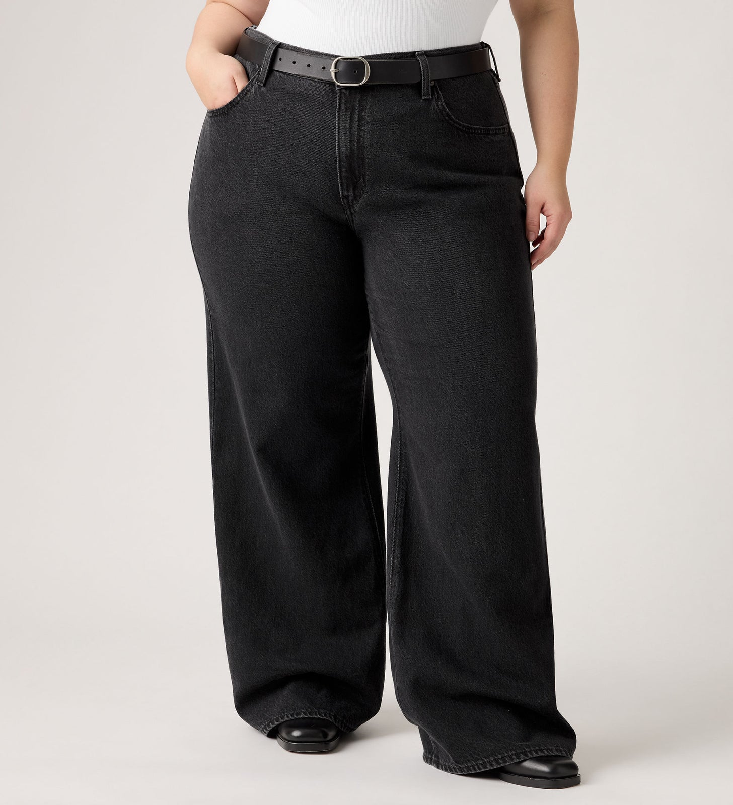 Main 5 - Levi's® Women's Cinch Baggy Jeans (Plus Size) - 008AM0000