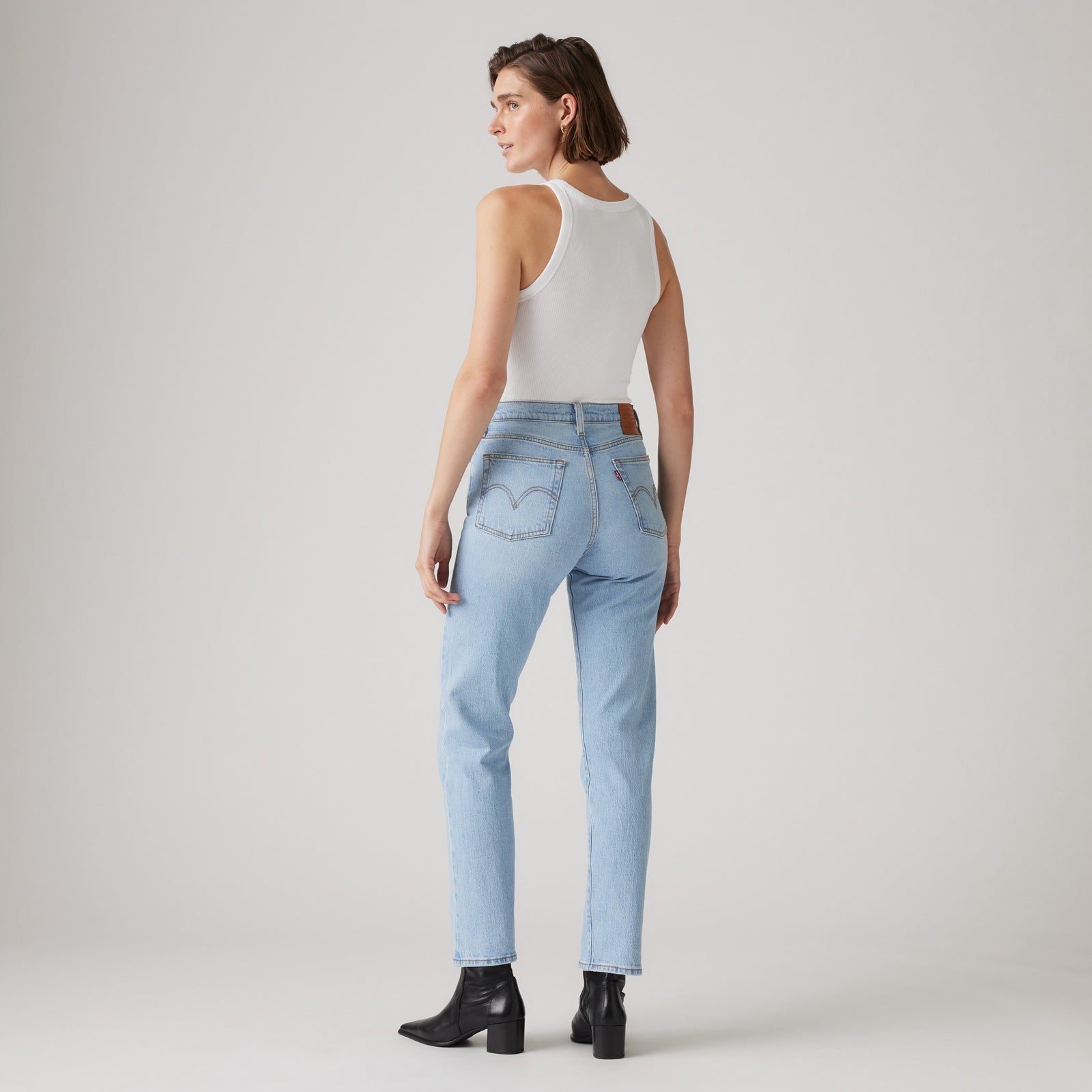 Main 2 - Levi's® Women's Wedgie Straight Jeans - 349640196