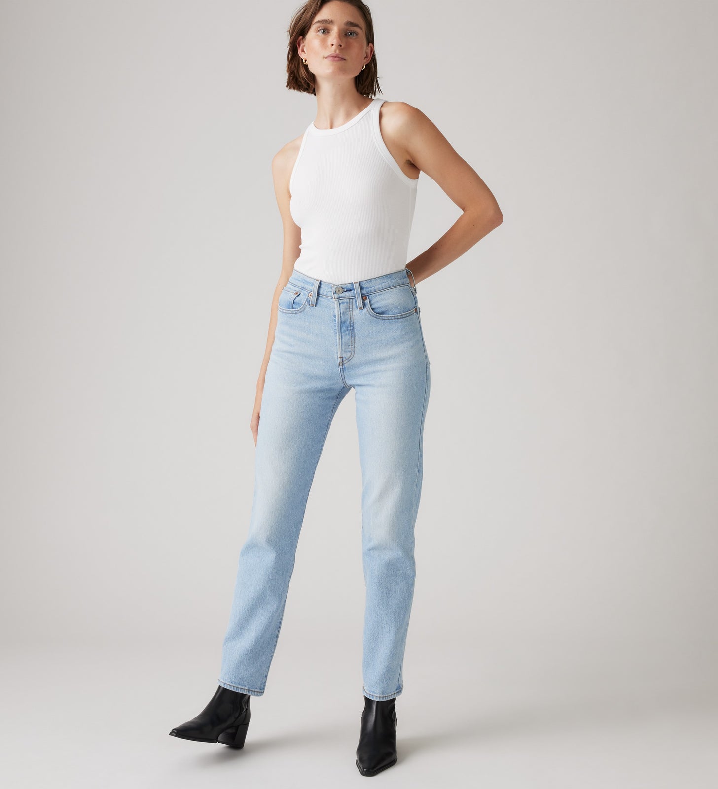 Main 4 - Levi's® Women's Wedgie Straight Jeans - 349640196