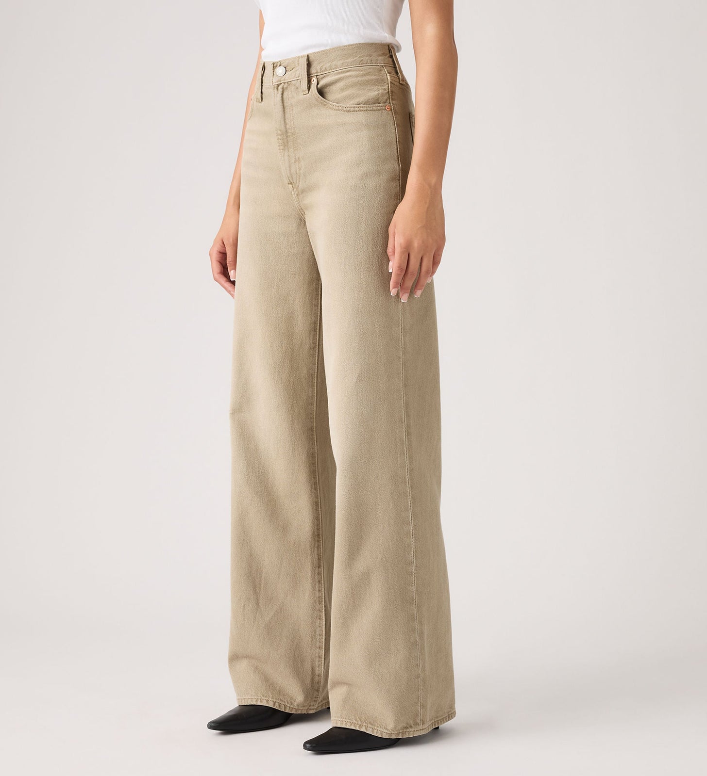 Main 5 - Levi's® Women's Ribcage Wide-Leg Jeans - A60810075