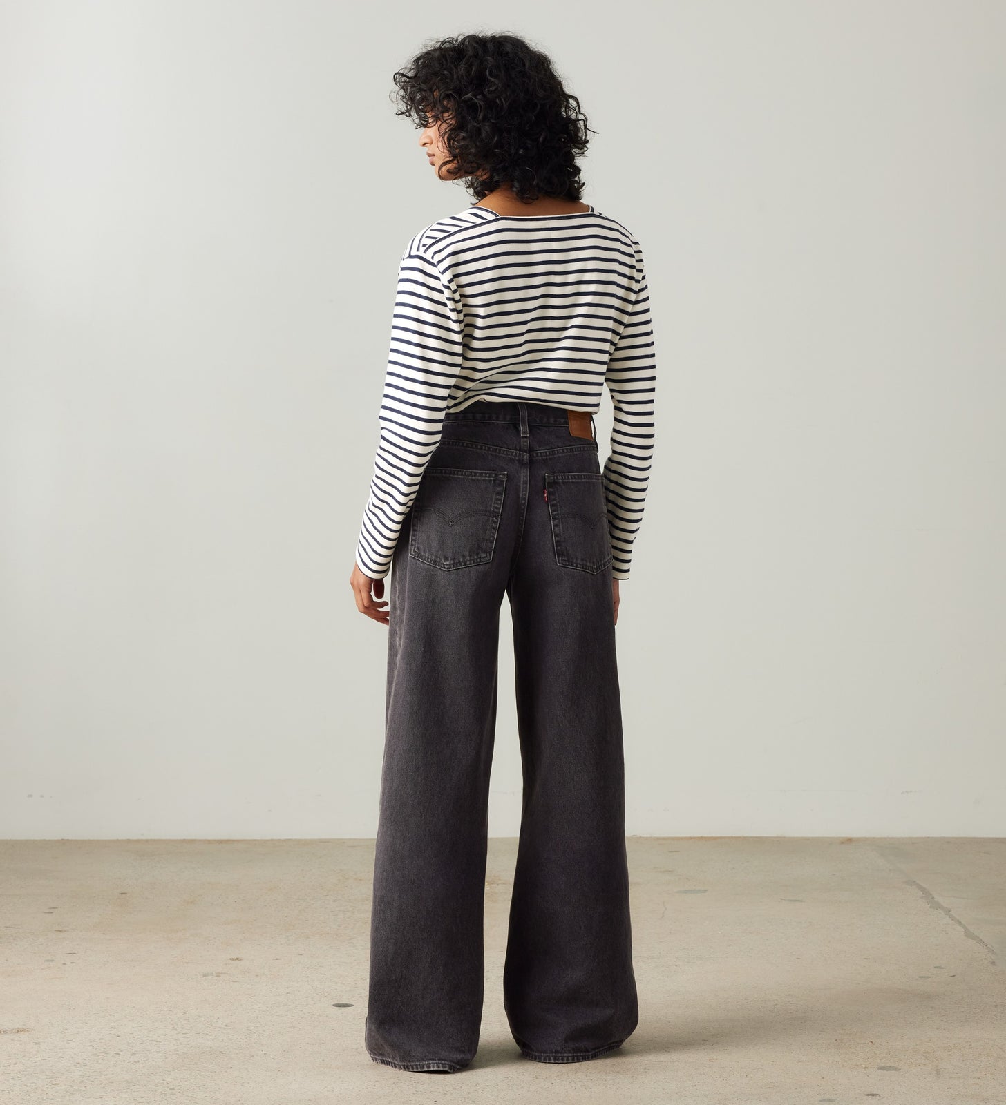 Main 3 - Levi's® Women's XL Straight Jeans - A87010003