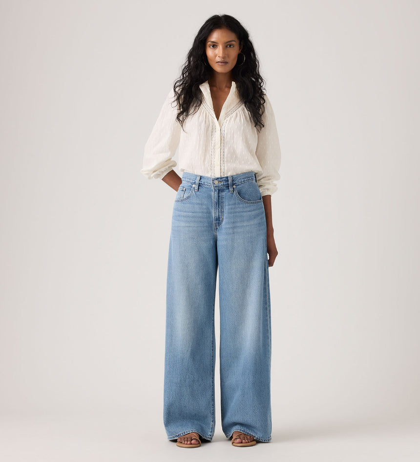 Main 4 - Levi's® Women's XL Straight Jeans - A87010041