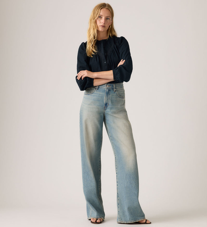 Main 4 - Levi's® Women's XL Straight Jeans - A87010042