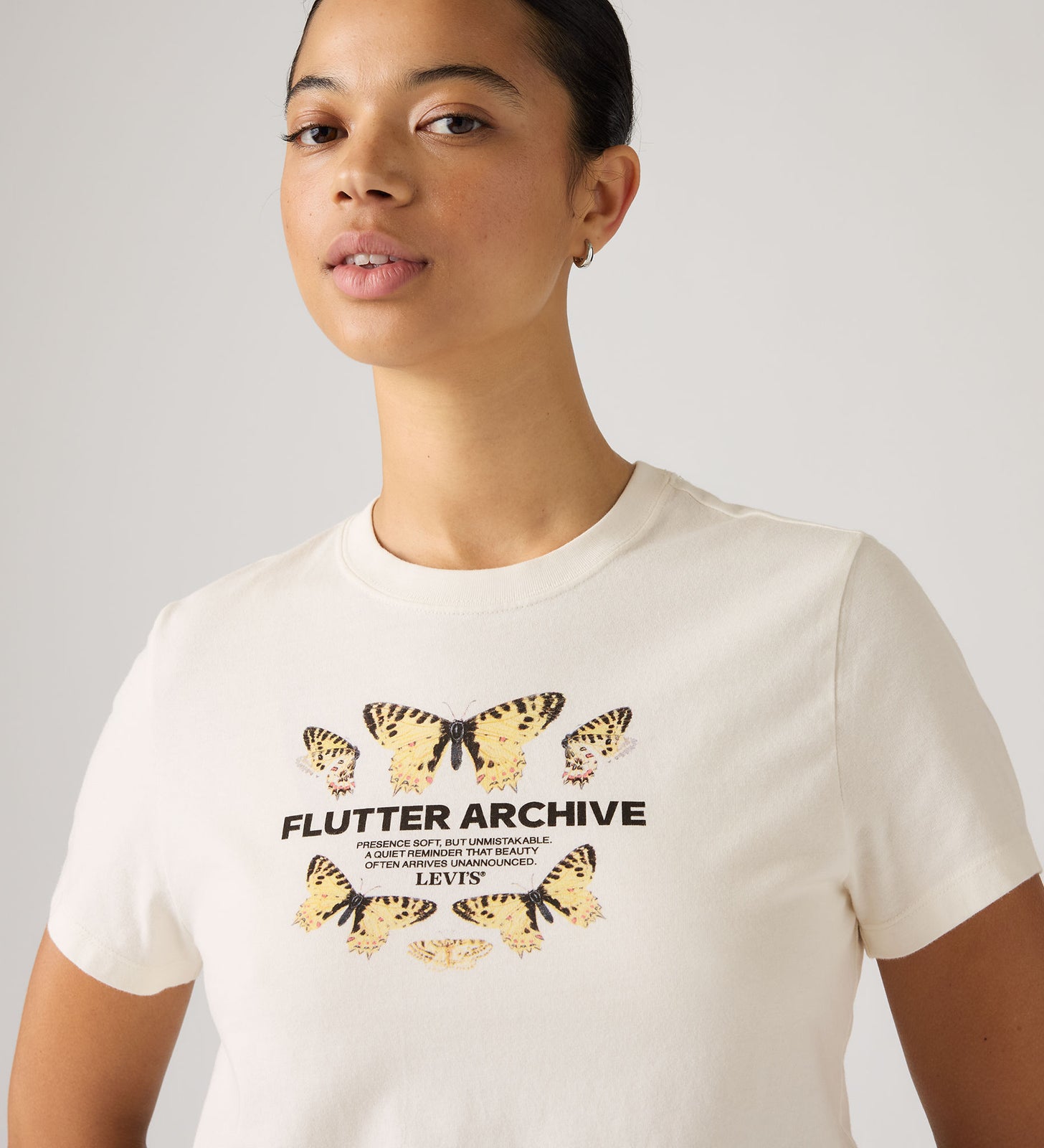 Main 4 - Levi's® Women's Graphic Favorite Tee - 005GV0061