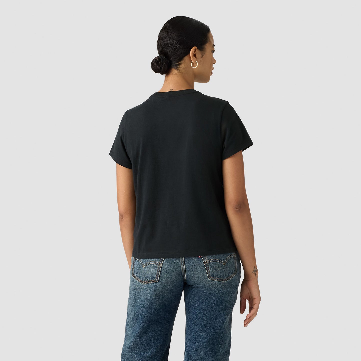 Levi's® Women's Graphic Favorite Tee