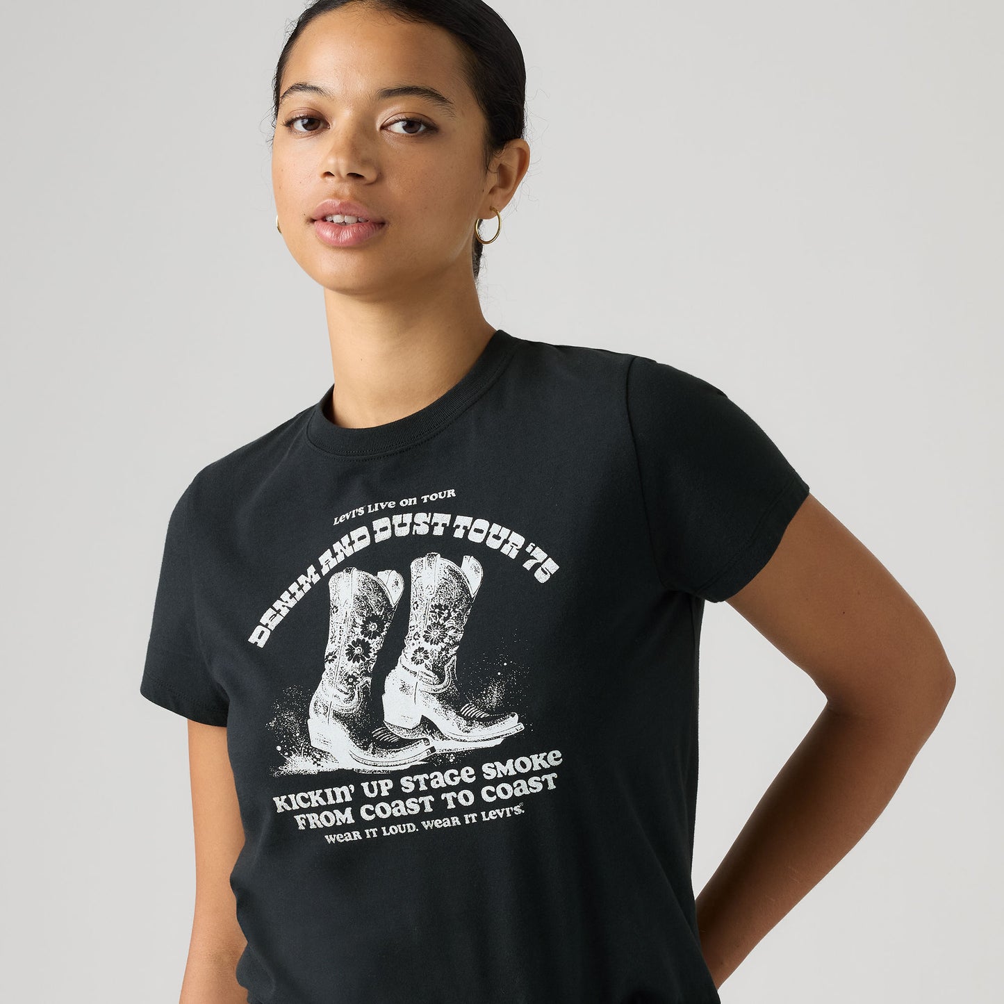 Levi's® Women's Graphic Favorite Tee