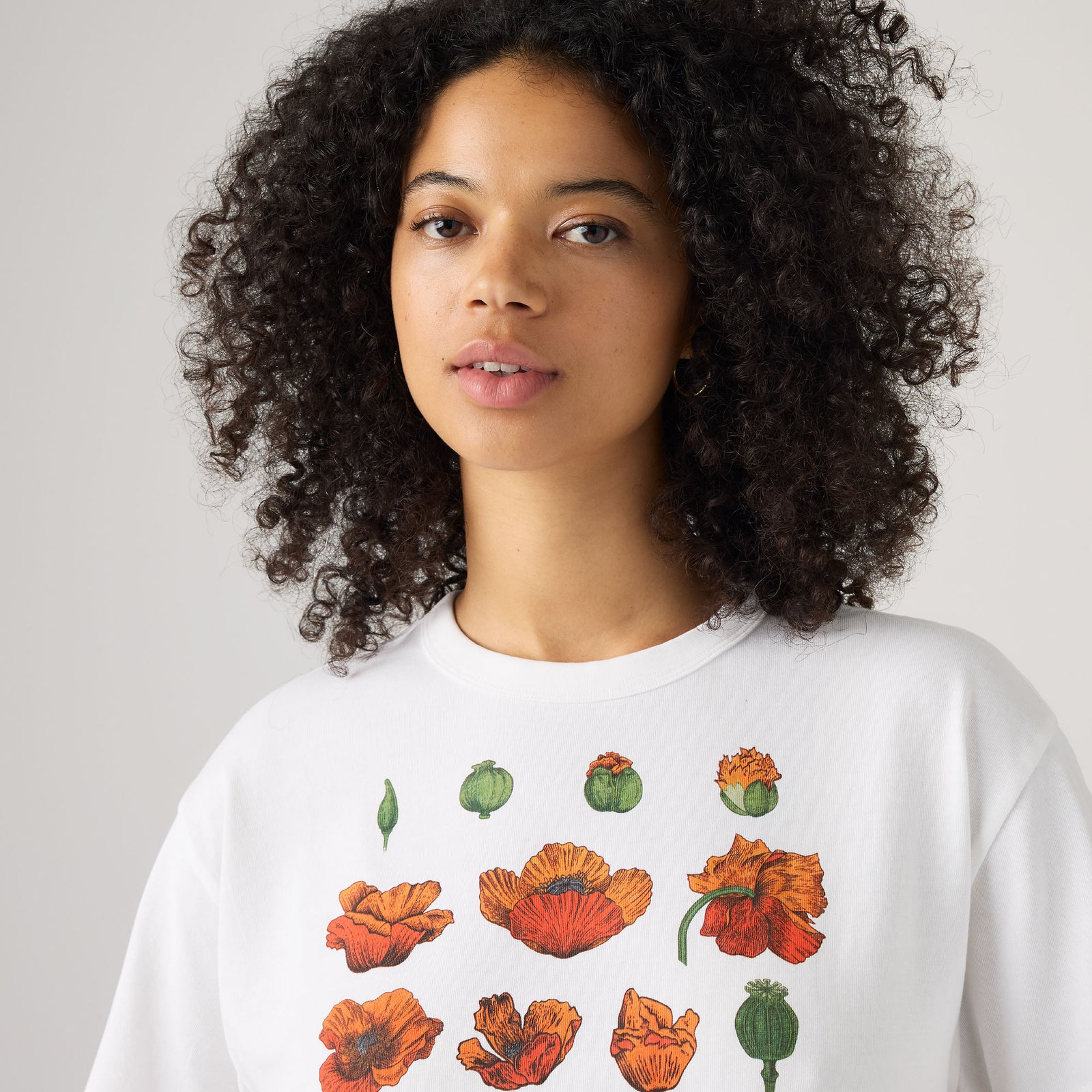 Main 1 - Levi's® Women's Graphic Vintage Short-Sleeve Tee - 005OY0047