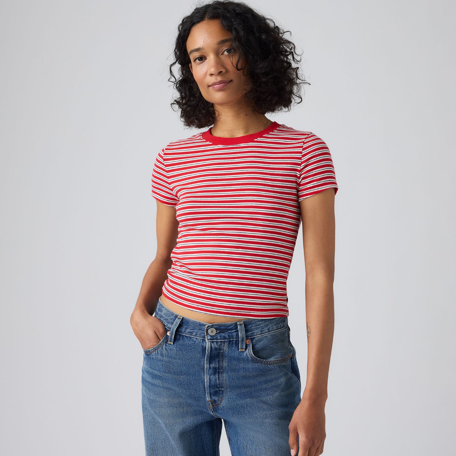 Main 4 - Levi's® Women's Essential Baby Tee SCL - 