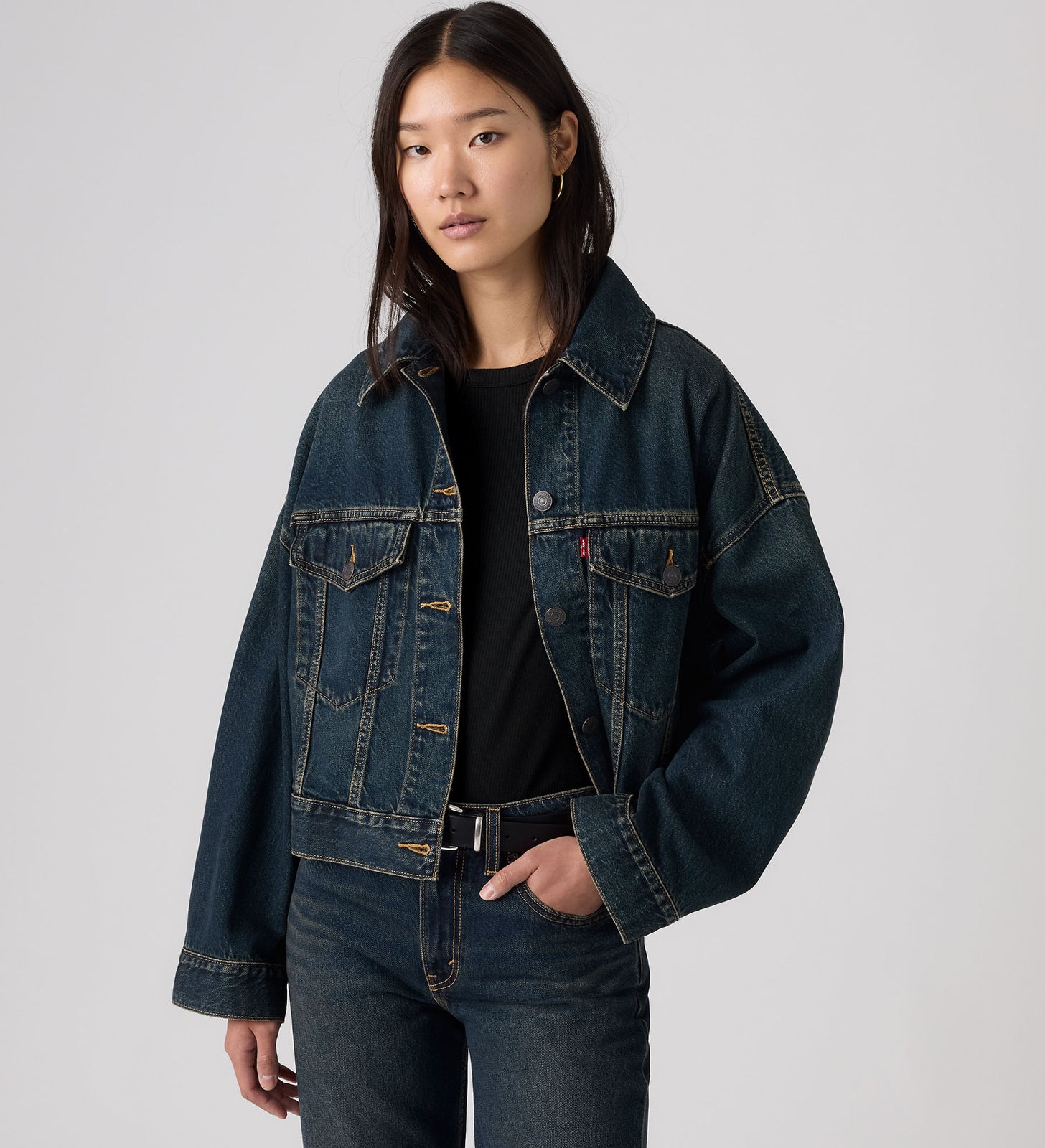 Main 1 - Levi's® Women's Loose Crop Trucker Jacket - 0089L0007
