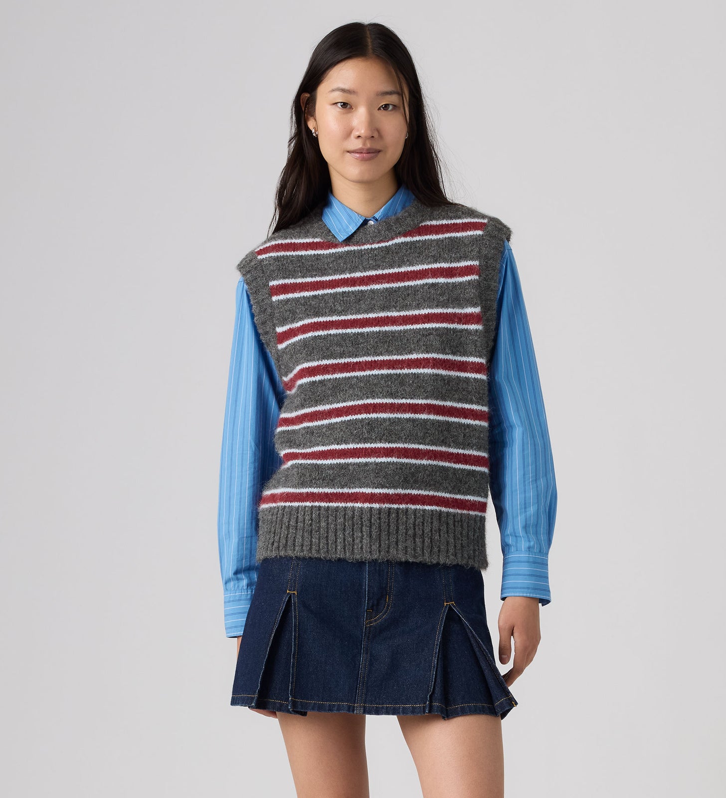 Main 2 - Levi's® Women's Alice Sweater Vest - 008S50000