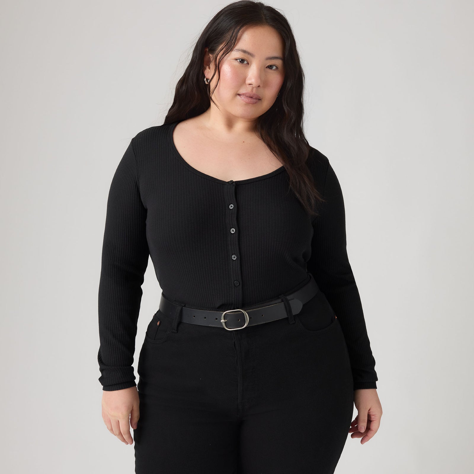 Main 2 - Levi's® Women's Austen Button-Up Long-Sleeve Top (Plus Size) - 009AZ0000