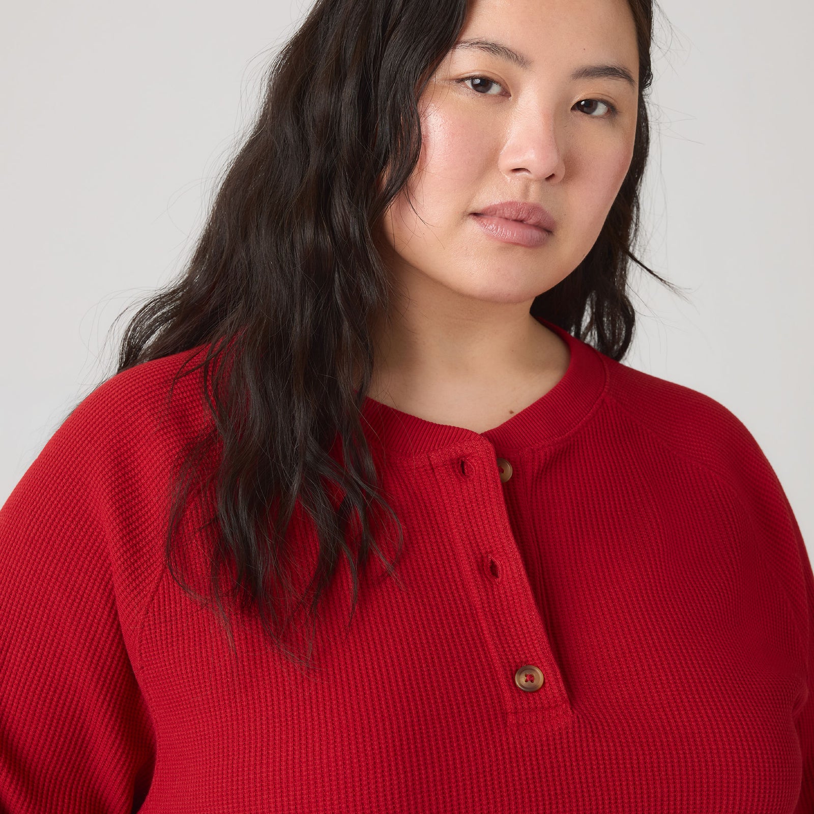 Main 4 - Levi's® Women's Lassen Henley (Plus Size) - 009B00003