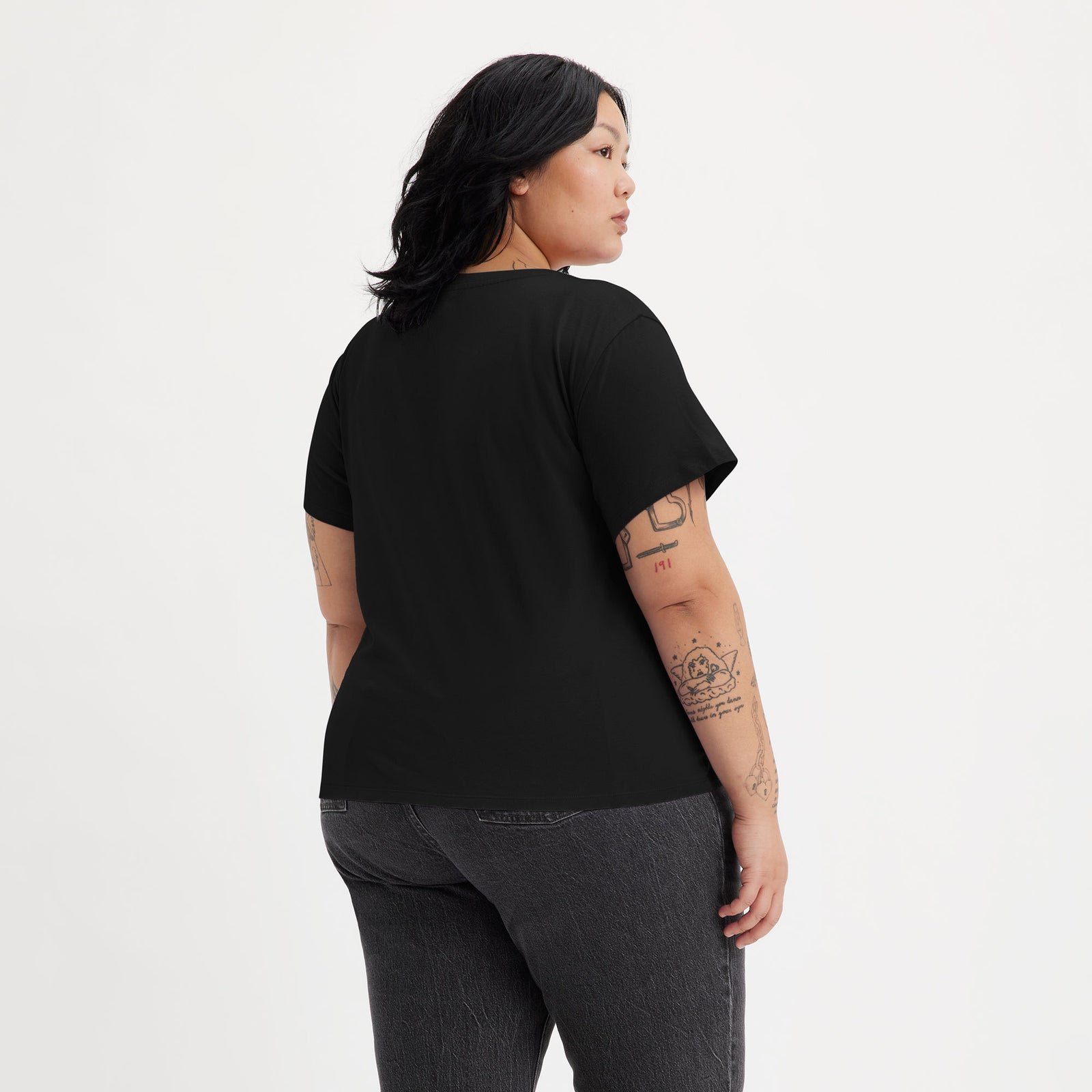 Main 2 - Levi's® Women's V-Neck T-Shirt (Plus Size) - A23230002