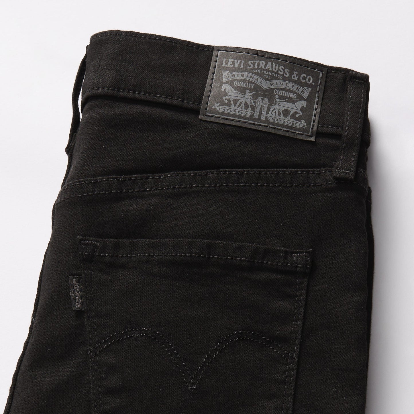 Levi's® Women's 314 Shaping Straight Jeans