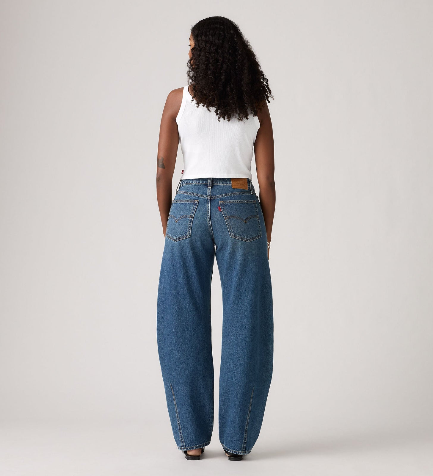 Main 2 - Levi's® Women's Baggy Dad Barrel Jeans - 0039A0001
