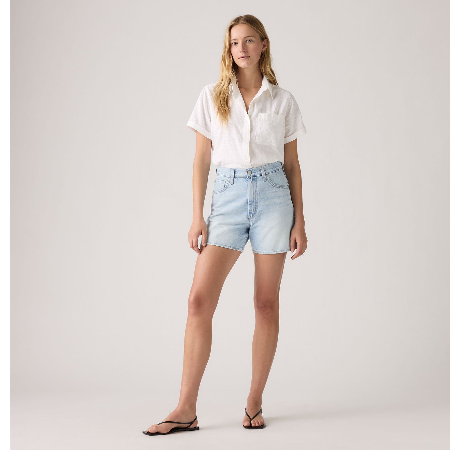 Levi's® Women's Cinch Mid-Thigh Shorts